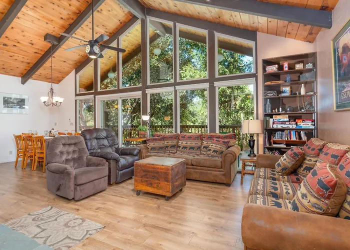 Cedar Mountain Lodge